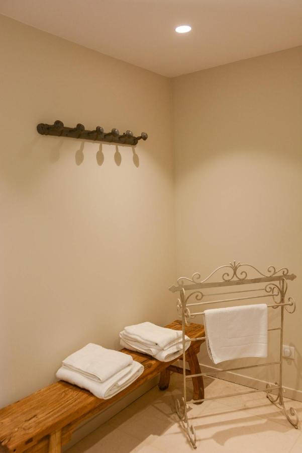 Bed and Breakfast La Bastide Neuve Жукас Екстер'єр фото